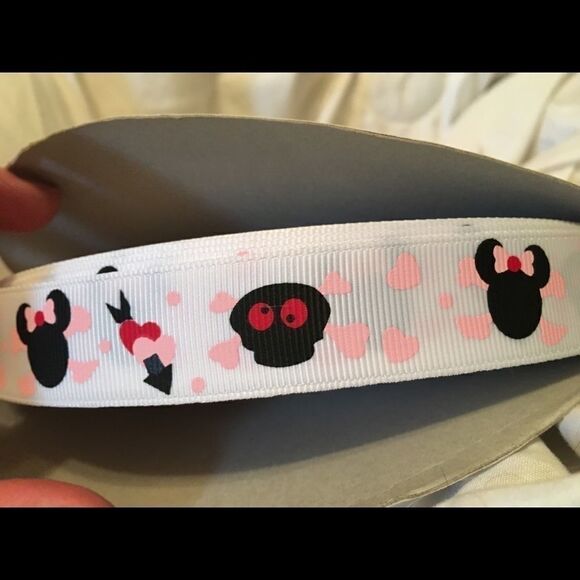 grosgrain Ribbon NEW 5 yards Minnie Mouse skulls Jolly Roger bow Halloween NEW - Picture 4 of 6